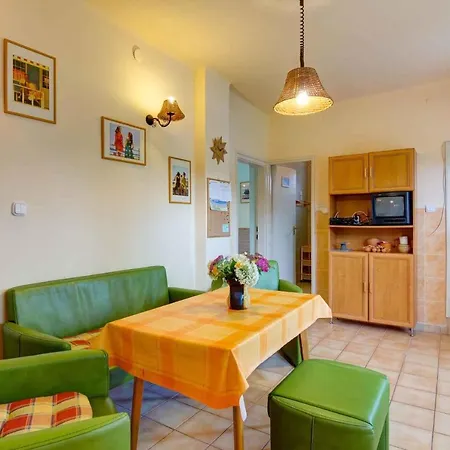 In Balatonmariafuerdo 19268 Apartment