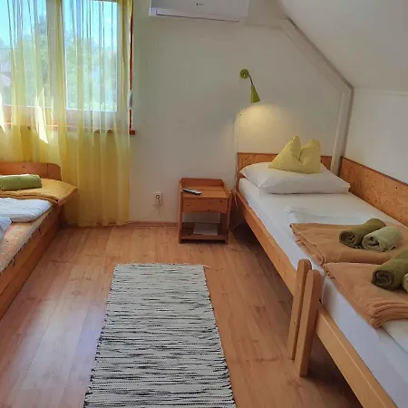 In Balatonmariafuerdo 19268 Apartment