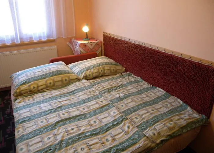 In 19268 Apartment *